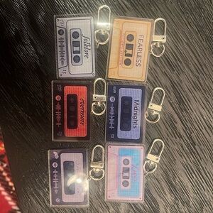 Taylor swift record key chains.